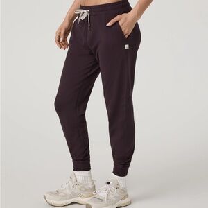 Vuori Maroon Performance Jogger with Drawstring